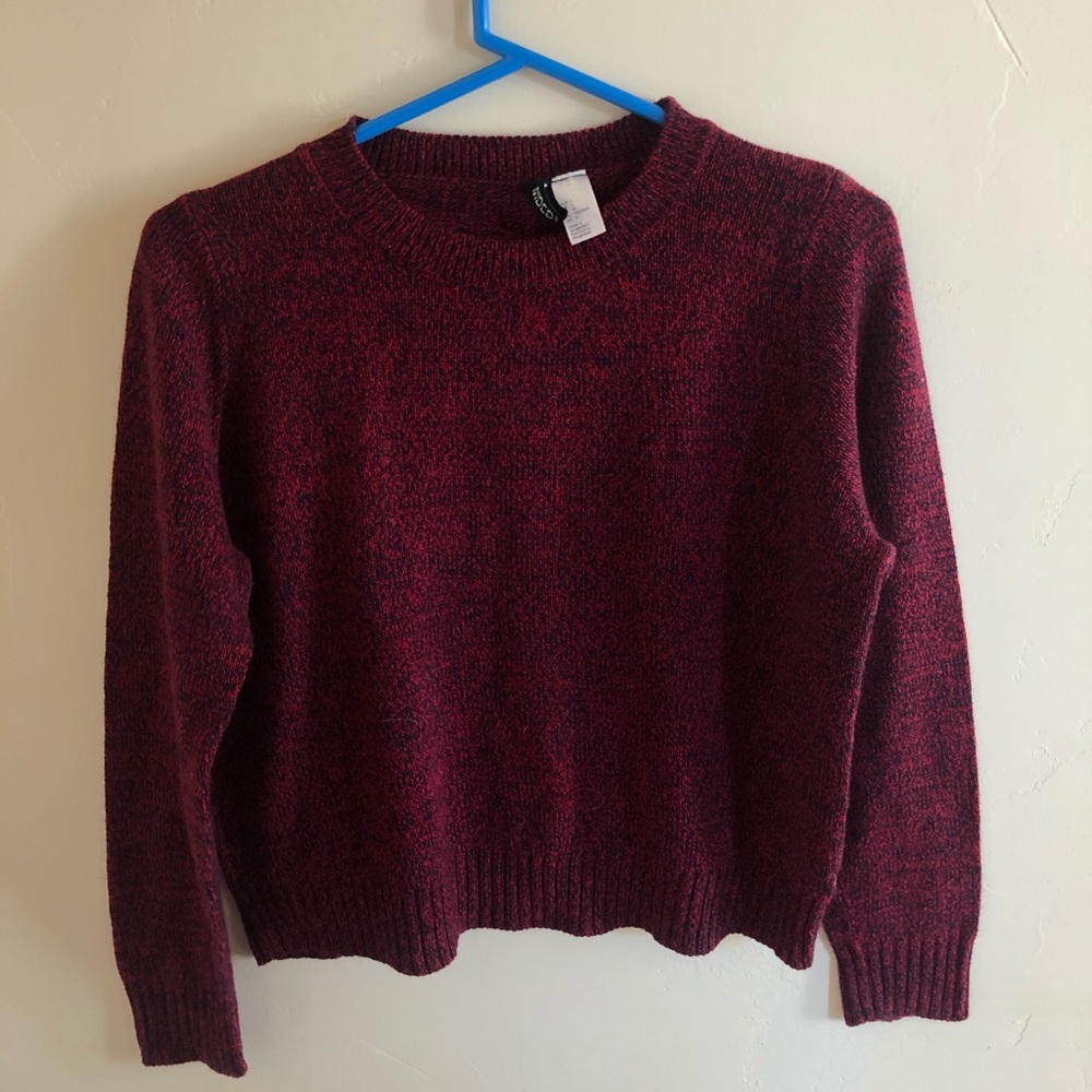 Maroon sweater. Size L. Slightly cropped. H&M
